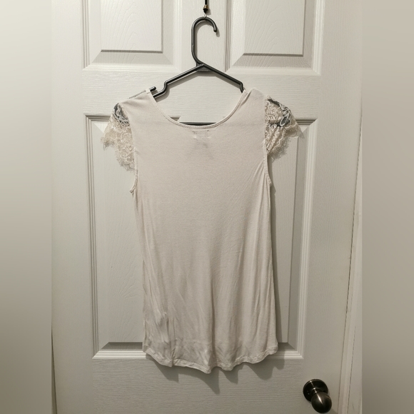 Dynamite White Top with Lace Details, Barely Worn - Picture 2 of 4